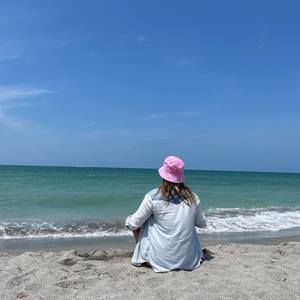 Meet your Posher, Yana